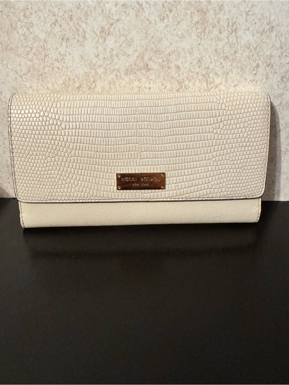 henri bendel ivory croc-embossed continental wallet with gold plaque